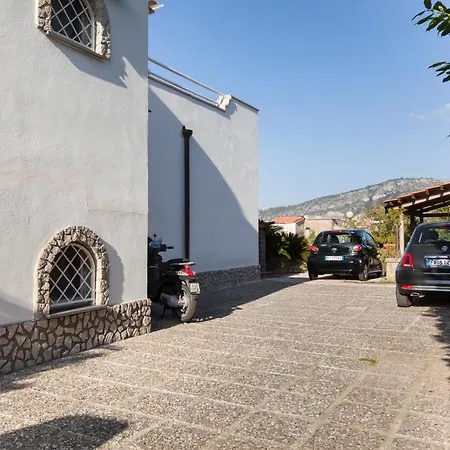 Shanti Home Sorrento 4*