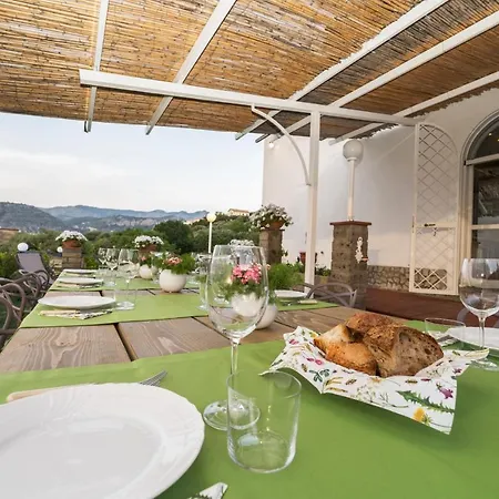 Shanti - Restaurant Di Aversano Salvatore ベッド・アンド・ブレックファスト