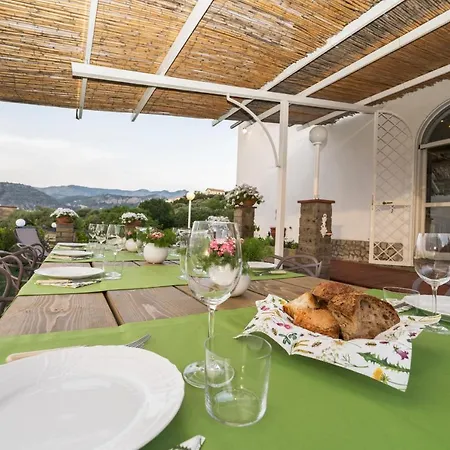 Shanti - Restaurant Di Aversano Salvatore Bed & Breakfast